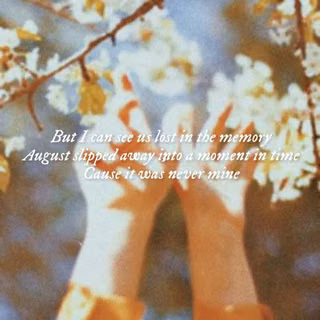 Taylor Swift August wallpaper