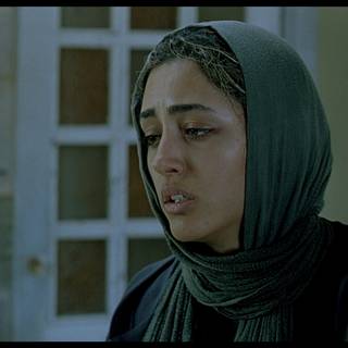 About Elly wallpaper