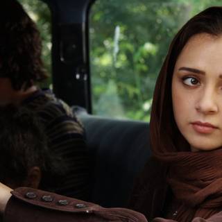 About Elly wallpaper