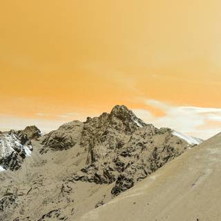 Gold mountain wallpaper