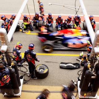 Pit stop 4k wallpaper