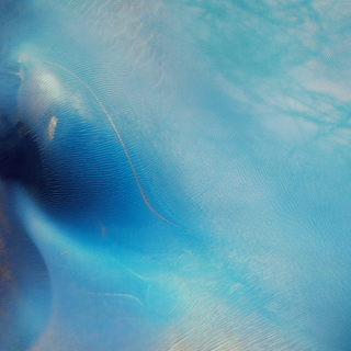 iPhone 4 stock wallpaper