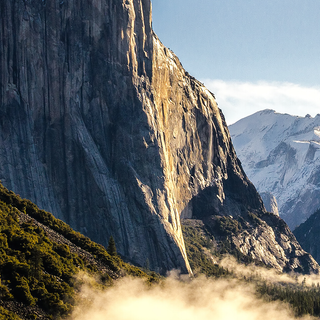 iPhone 13 mountain wallpaper