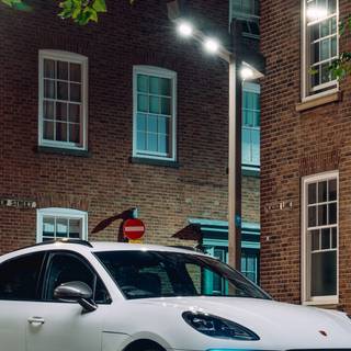 Porsche Macan iPhone wallpaper