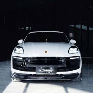 Porsche Macan iPhone wallpaper