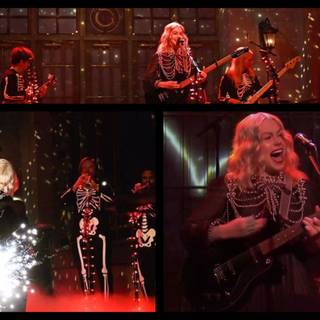 Phoebe Bridgers desktop wallpaper