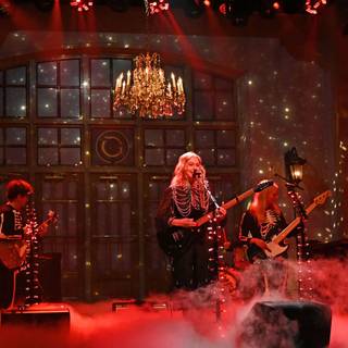 Phoebe Bridgers desktop wallpaper