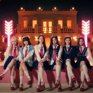 Ive Kpop desktop wallpaper