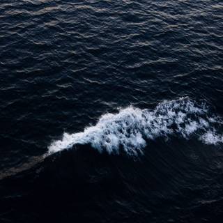 Desktop waves wallpaper