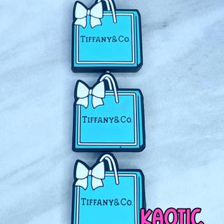 Tiffany bag wallpaper