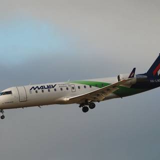Bombardier CRJ100/200 wallpaper
