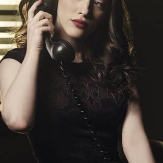 Caity Lotz iPhone wallpaper
