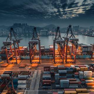 Shipping port wallpaper