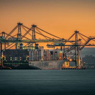 Shipping port wallpaper