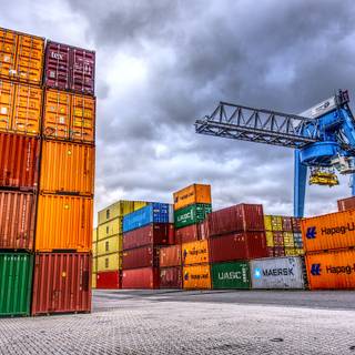 Shipping port wallpaper