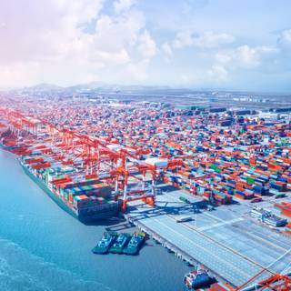 Shipping port wallpaper