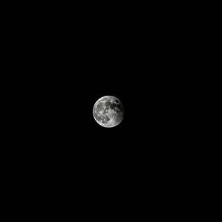 4k moon PC wallpaper
