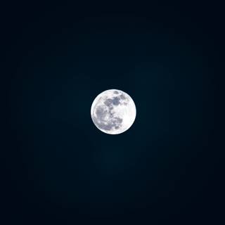 4k moon PC wallpaper