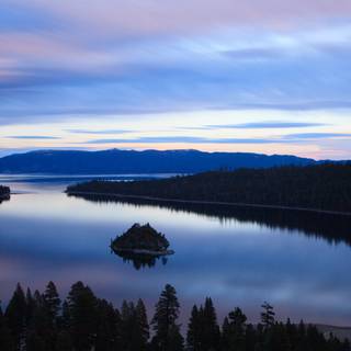 Tahoe 4k wallpaper