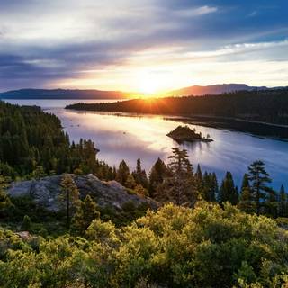 Tahoe 4k wallpaper