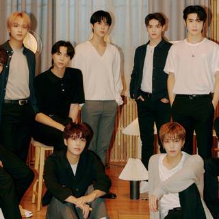 Golden Child desktop wallpaper