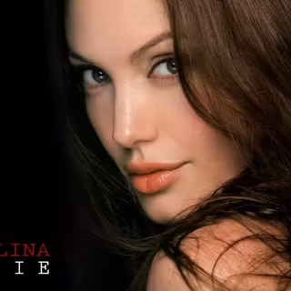 Angelina Jolie desktop wallpaper