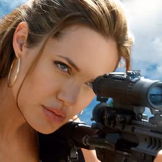 Angelina Jolie desktop wallpaper