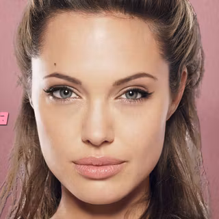 Angelina Jolie desktop wallpaper