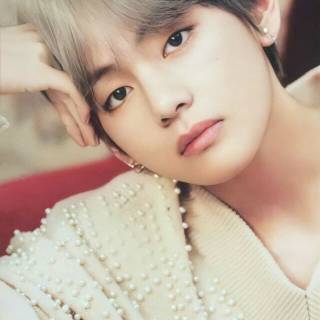 BTS V mobile wallpaper