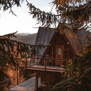 Cozy brown wallpaper