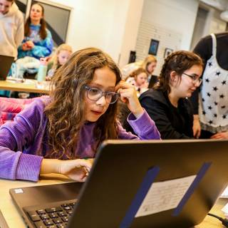 Coder girl wallpaper