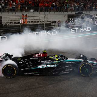 Lewis Hamilton Mercedes wallpaper