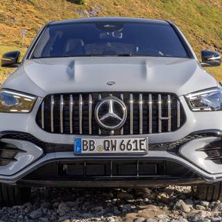 2026 Mercedes-Benz GLE Coupe wallpaper