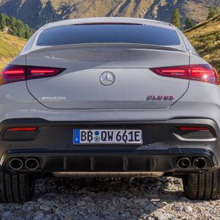 2026 Mercedes-Benz GLE Coupe wallpaper