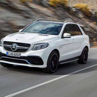 2026 Mercedes-Benz GLE Coupe wallpaper