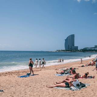 La Barceloneta wallpaper