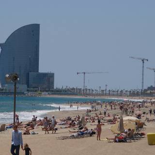 La Barceloneta wallpaper