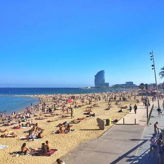 La Barceloneta wallpaper