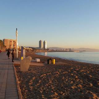 La Barceloneta wallpaper