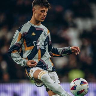 Arda Güler 4k iPhone wallpaper