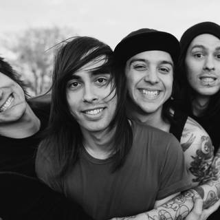 Pierce The Veil desktop wallpaper