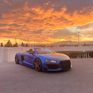 iPhone Audi R8 wallpaper