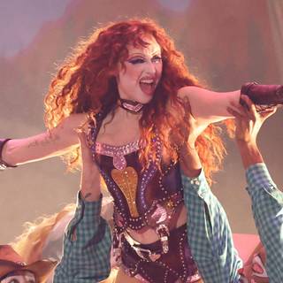 Chappell Roan desktop wallpaper