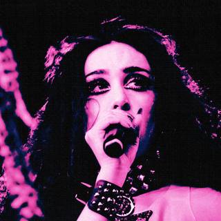 Chappell Roan desktop wallpaper