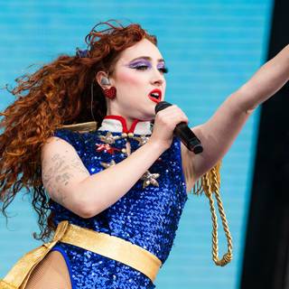 Chappell Roan desktop wallpaper