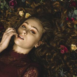 Chappell Roan desktop wallpaper