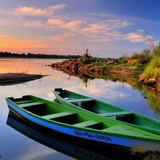 Summer boats wallpaper