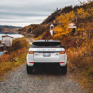 Autumn car 4k wallpaper