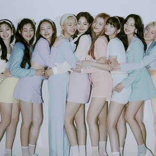 Twice 2025 desktop wallpaper