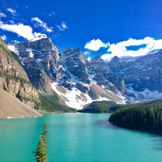 Alpine lake wallpaper